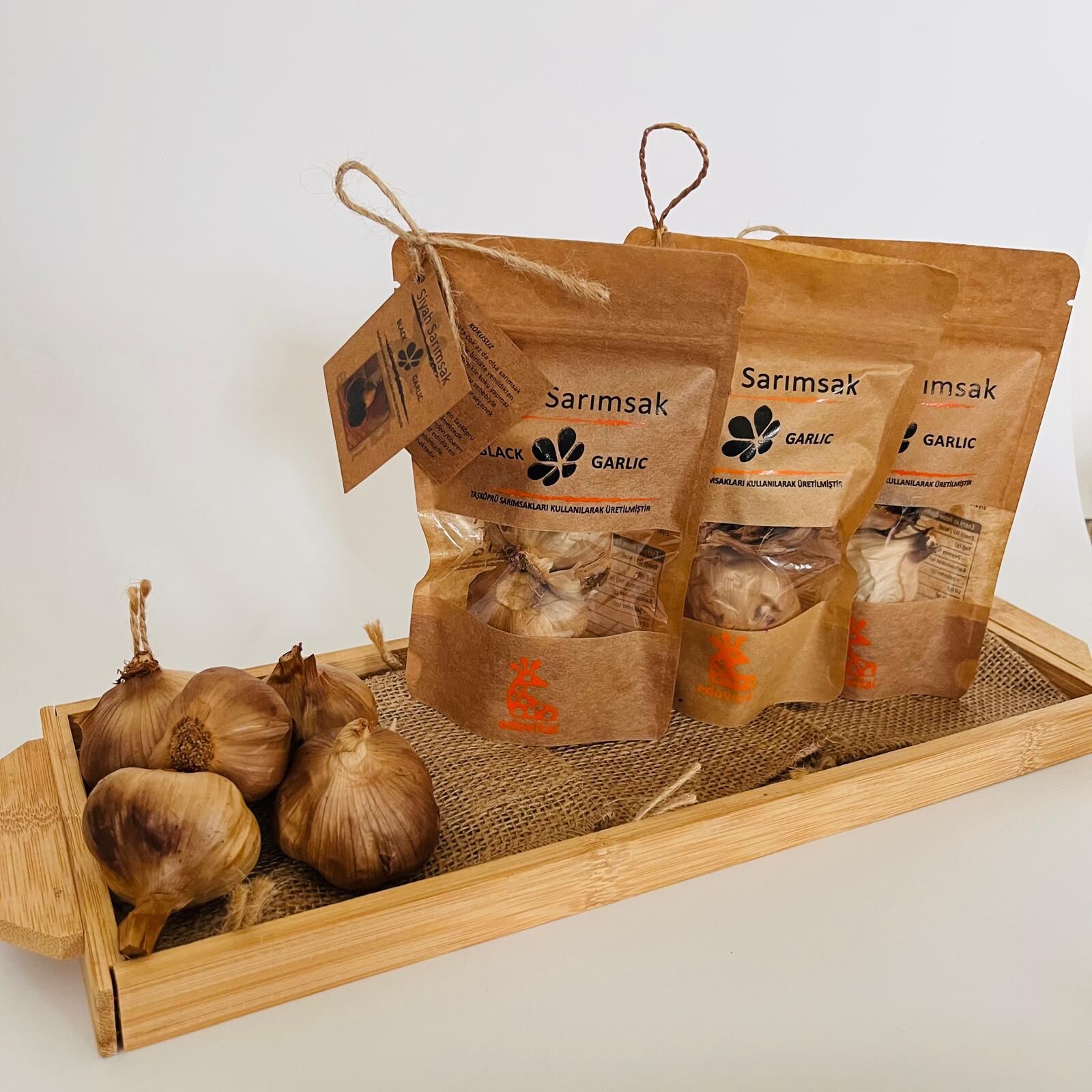 Siyah Sarımsak 65 gram Baş (3 Adet)