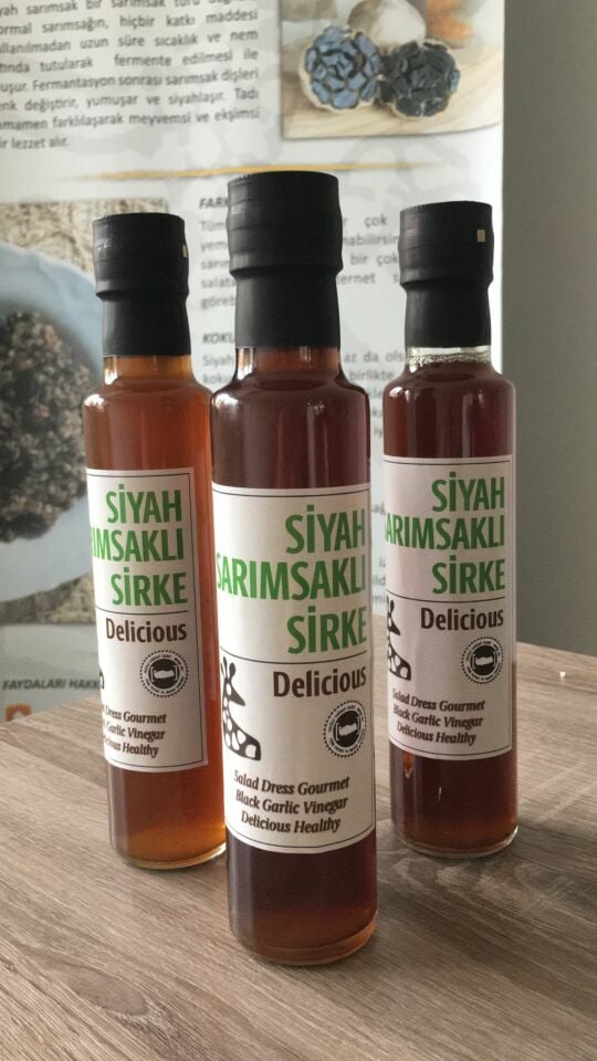 DOĞAL SİYAH SARIMSAKLI SİRKE 250 ML