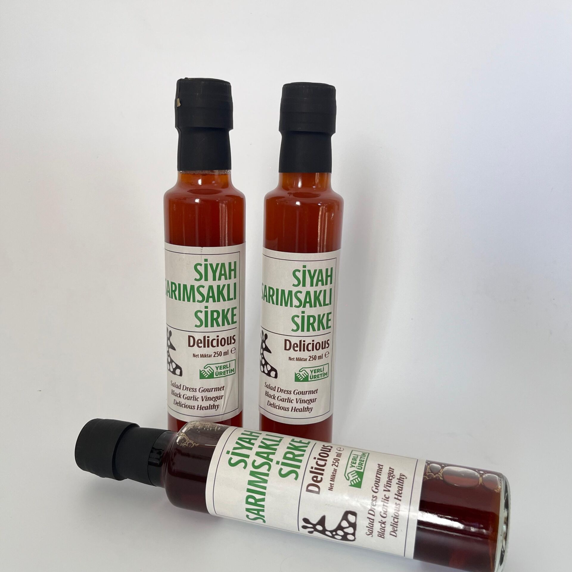 DOĞAL SİYAH SARIMSAKLI SİRKE 250 ML x 3 ADET