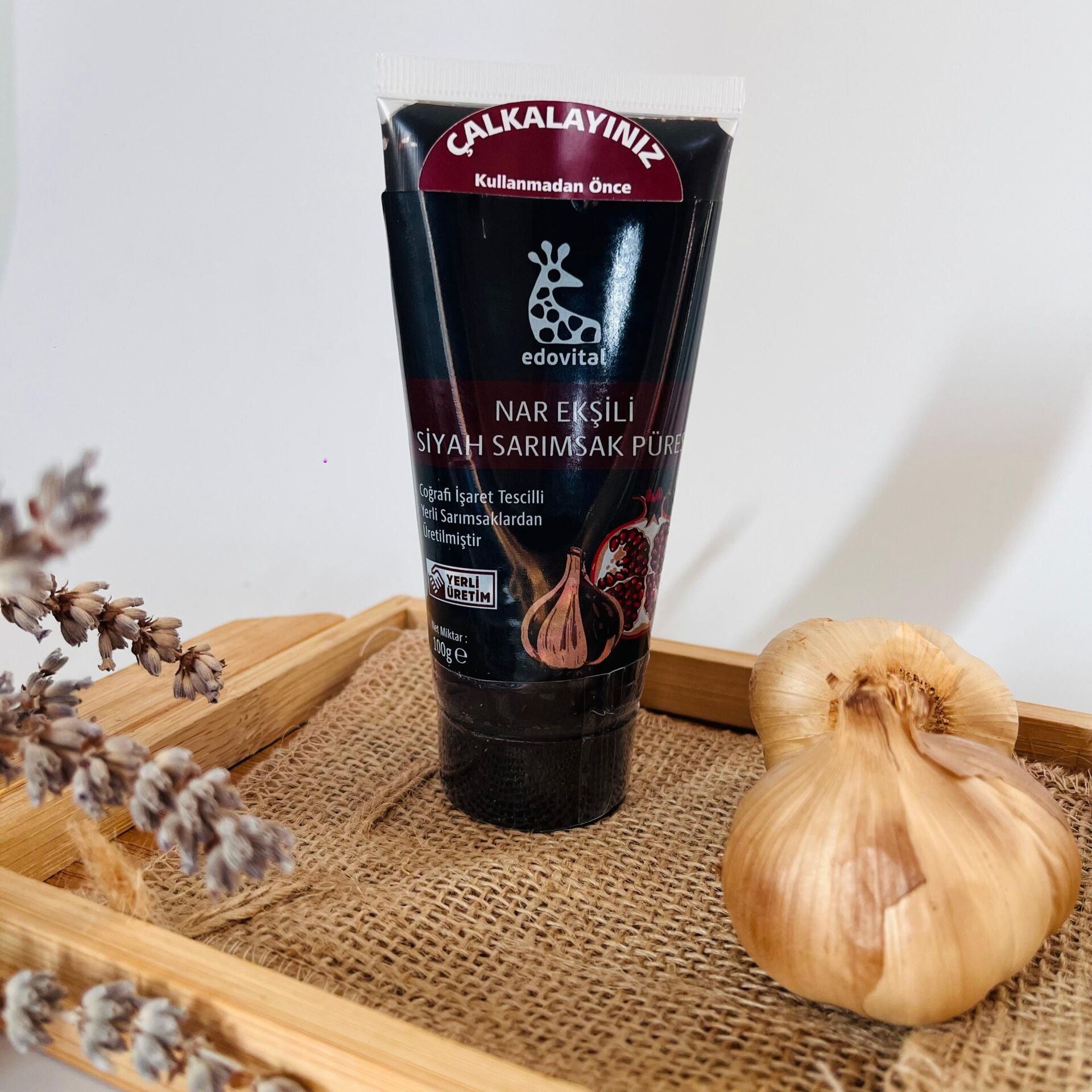 Nar Ekşili Siyah Sarımsak Püresi 100g